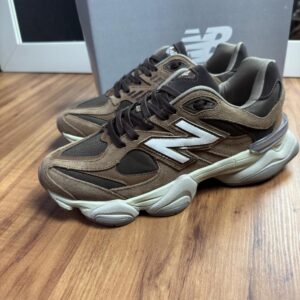 Tênis New Balance 9060 Couro