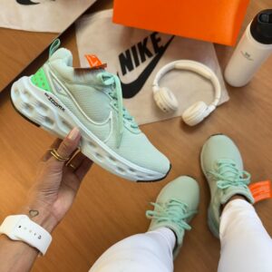 Tênis Nike React Infinity Run FK 3 Feminino