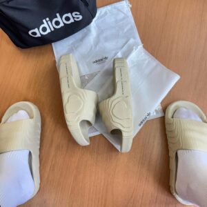 Chinelo Adidas Adilette Unissex