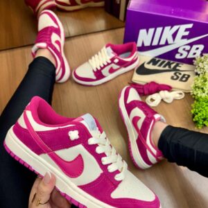Tênis Nike Dunk Low Pink / Creme