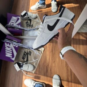 Tênis Nike Dunk  Branco/Preto
