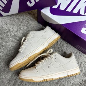 Tênis Nike Dunk OFF