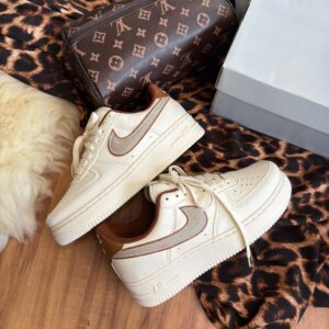 Tênis Nike Air Force Prime Off White/ Marrom