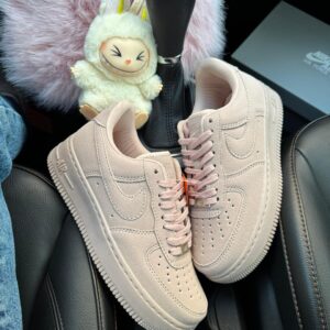 Tênis Nike Air Force Luxo Camurça Natural Rose
