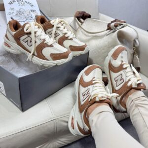 Tênis New Balance 530  Primeira linha