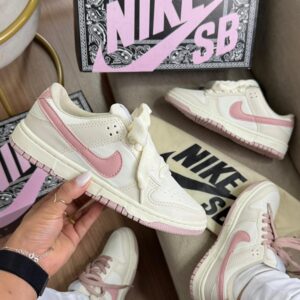 Tênis Nike  Dunk  Manteiga Flamingo
