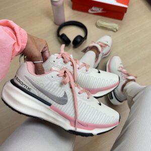 Tênis Nike Invencible Run 3 Feminino