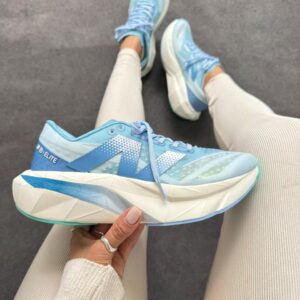 Tênis New balance FuelCell SC Elite v4