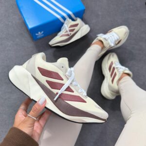 Tênis Adidas Boston 11